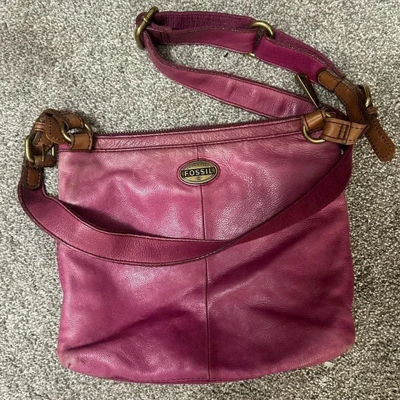 Fossil vintage crossbody in great used condition - Picture 4 of 13